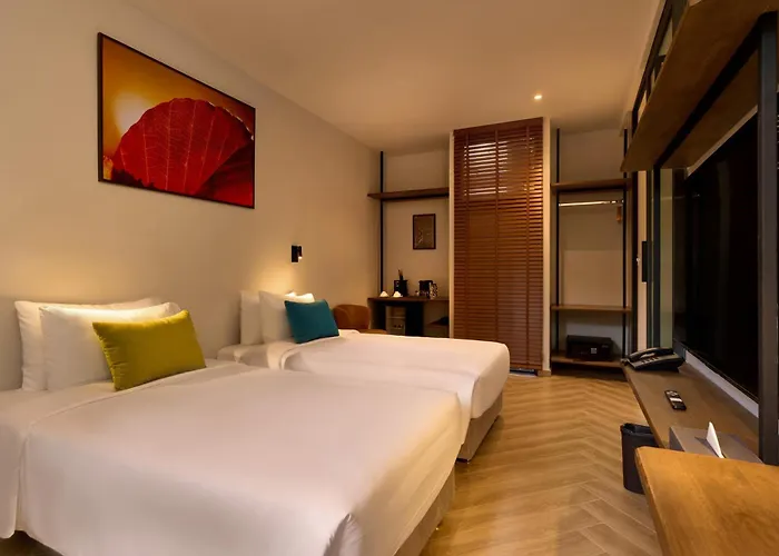 Red Door Samsen Hotel,