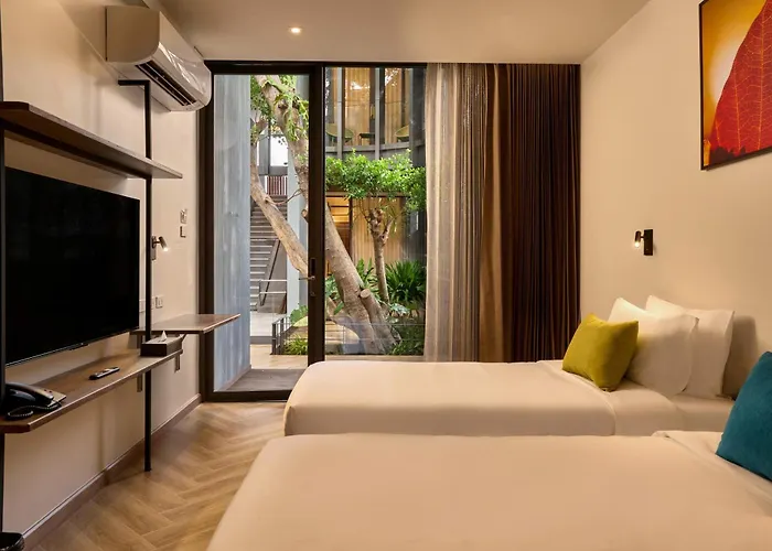 Red Door Samsen Hotel, 酒店 3*