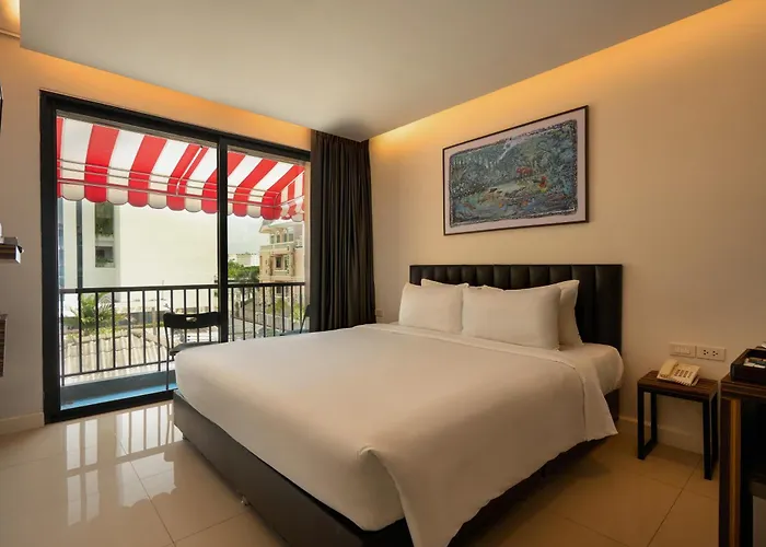Red Door Samsen Hotel, בנגקוק