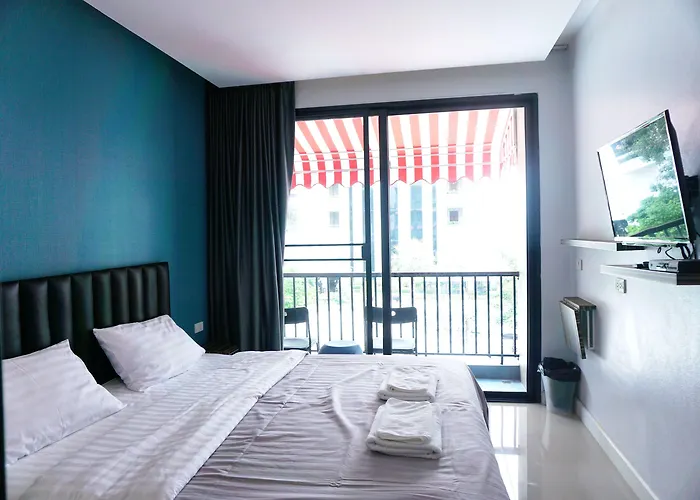 酒店 Red Door Samsen Hotel, 曼谷
