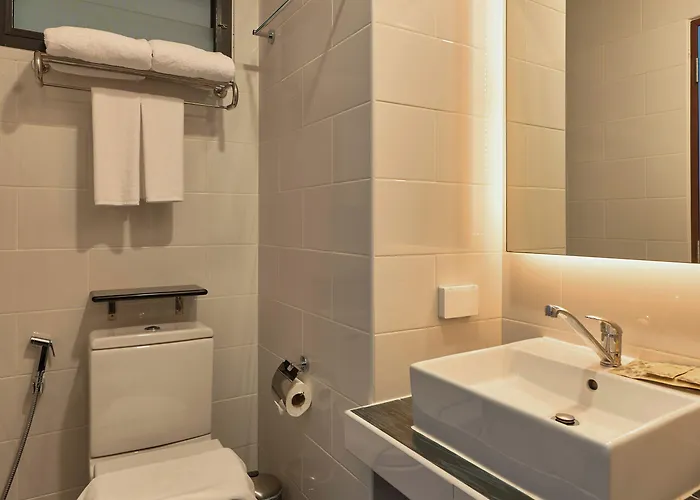 Red Door Samsen Hotel, 酒店 3*